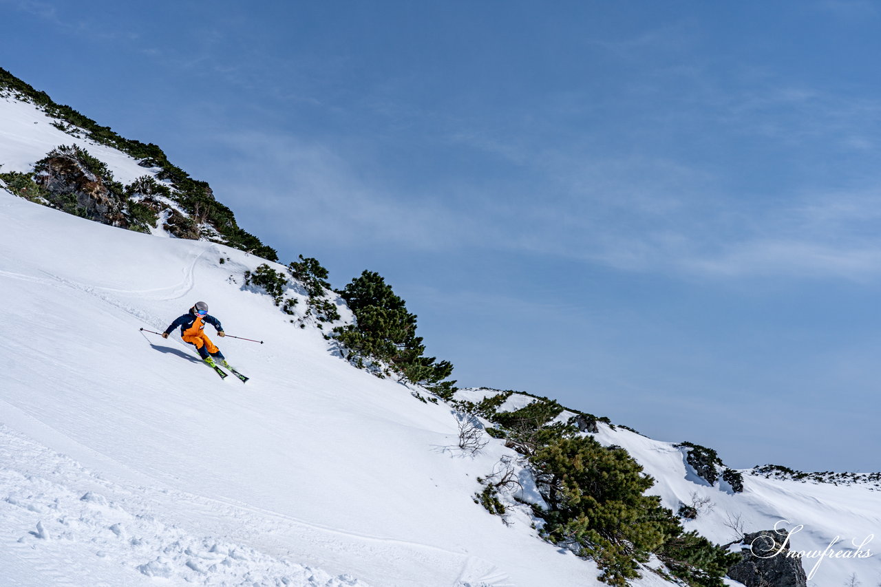 TeamKP・秋山穂香さんが滑る、絶景・春の大雪山旭岳(*^^*)